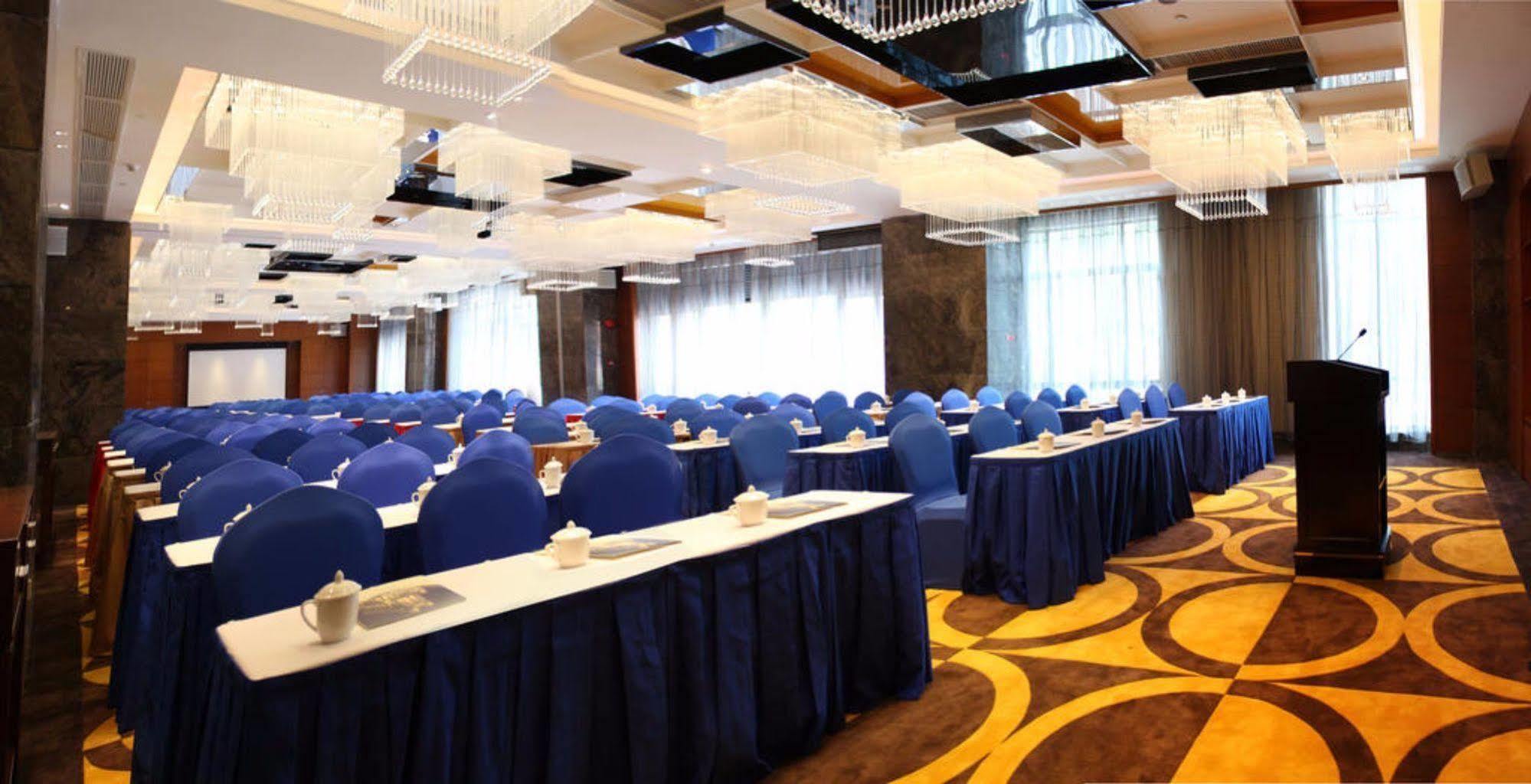 Leeden Jingxi Hotel Гуанчжоу Экстерьер фото
